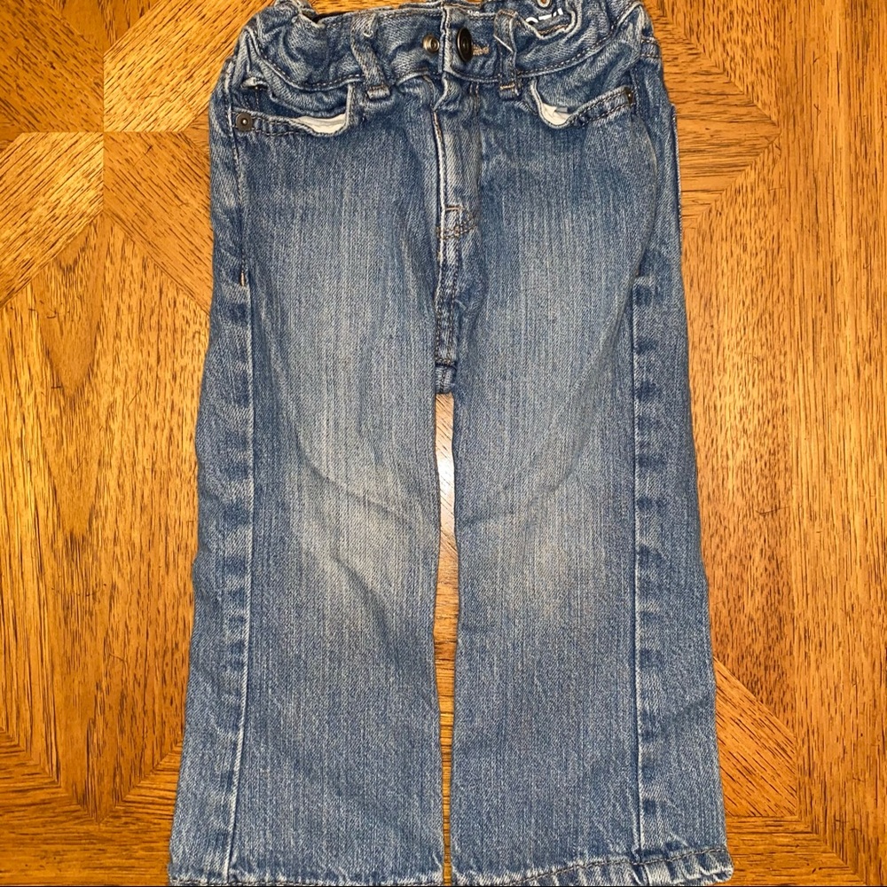 Toddler boys 18-24 mon jeans 👶🏼 6/$30 item